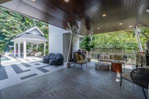 Χώρος καθιστικού στο CLEOPATRA POOL VILLA I Prime Location - Near The Famous Night Bazzar, 5 Minutes from the old city I Daily Housekeeping