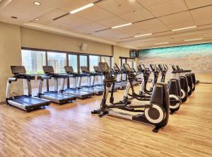 Fitness centrum a/nebo fitness zařízení v ubytování Hilton Hawaiian Village Waikiki Beach Resort