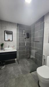 Kúpeľňa v ubytovaní CasaZlyn Studio By MySky Stays at Presint 5, Putrajaya