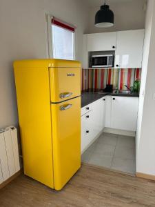 Dapur atau dapur kecil di Appartement avec grande terrasse et parking +4 gambar