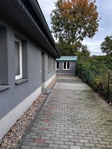 Το κτήριο όπου στεγάζεται  το διαμέρισμα