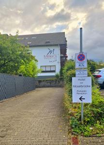 Certifikát, hodnocení, plakát nebo jiný dokument vystavený v ubytování Hotel zur Moselbrücke