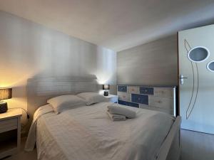 Katil atau katil-katil dalam bilik di Les Lofts vue Port Guillaume