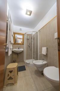 Koupelna v ubytování La Rada B&B + 23 fotografií