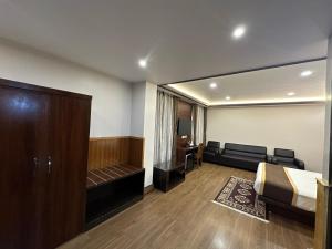 Χώρος καθιστικού στο Hotel Lha-yul nearby MG Road Gangtok