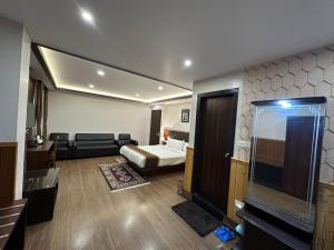 Ένα ή περισσότερα κρεβάτια σε δωμάτιο στο Hotel Lha-yul nearby MG Road Gangtok
