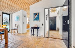 Fotografie z fotogalerie ubytování Gorgeous Home In Skagen With Wifi v destinaci Skagen