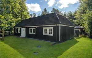 Zahrada ubytování 2 Bedroom Beautiful Home In Nykøbing Sj
