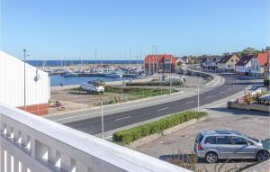 Φυσικό τοπίο κοντά σε αυτή η παραθεριστική κατοικία +35 φωτογραφίες