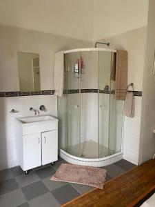 Koupelna v ubytování Tuapandula accomodation