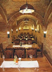 Restaurace v ubytování Penzión Kállai a Vináreň
