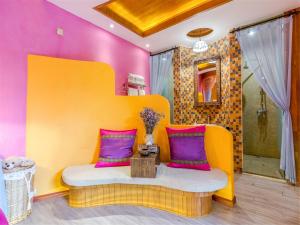 Gucheng Lanshe Designer Garden B&B的休息区