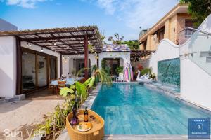 Bazén v ubytování Sun Villa Resort Mini - Trệt Không Lầu - Full Giải Trí nebo v jeho okolí
