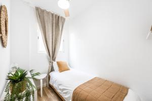 Postel nebo postele na pokoji v ubytování Lux Penthouse Mediterranean views Beach front