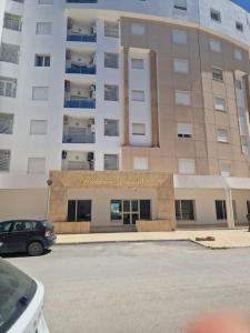 Budova, kde se apartmán nachází + 11 fotografií