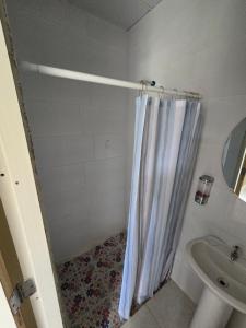 Koupelna v ubytování La Casa Las Palmitas + 2 fotografie