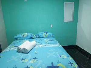 Ένα ή περισσότερα κρεβάτια σε δωμάτιο στο Sharly House