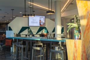 Εστιατόριο ή άλλο μέρος για φαγητό στο Holiday Inn - the niu, Flash Berlin Charlottenburg by IHG