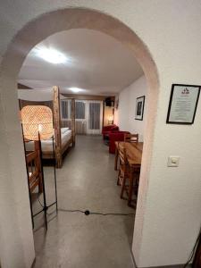 Spacious Studio in Swiss Alps客房内的一张或多张床位