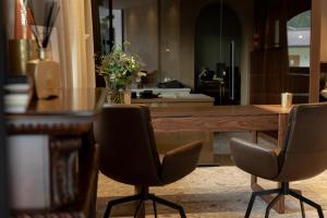 A seating area at Boutique Hotel Mandarfnerhof