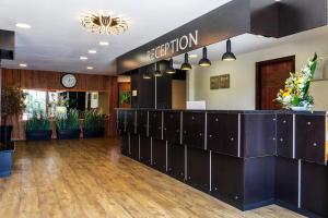 Vstupní hala nebo recepce v ubytování Inbar Hotel + 37 fotografií