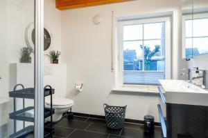 Bilik mandi di Ferienhaus NordseeStar +19 gambar
