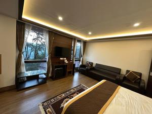 Χώρος καθιστικού στο Hotel Lha-yul nearby MG Road Gangtok