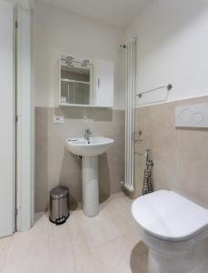 Koupelna v ubytování RRRapido Holy Suites and Rooms - Via Sardegna