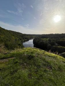 Naturlandskabet i nærheden af den private indkvartering + 7 billeder
