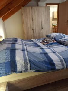 Katil atau katil-katil dalam bilik di Apartman 2