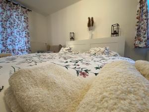 Postel nebo postele na pokoji v ubytování Apartmán Vráž u Písku