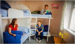 Posezení v ubytování Loch Ness Lochside Hostel - Over 16s Only