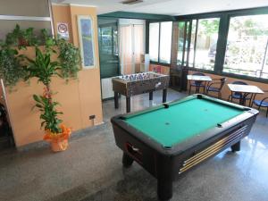 Piljardilaud majutusasutuses Hotel Gemini