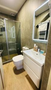Marrone Hotel Tsaghkadzor的一间浴室