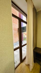 Marrone Hotel Tsaghkadzor客房内的一张或多张床位