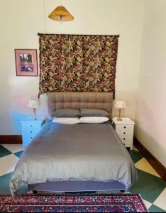 En eller flere senge i et værelse på La Rochelle