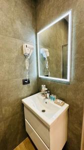 Marrone Hotel Tsaghkadzor的一间浴室