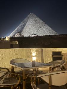 Gambar di galeri bagi SEQUOIA Pyramids View di Kaherah