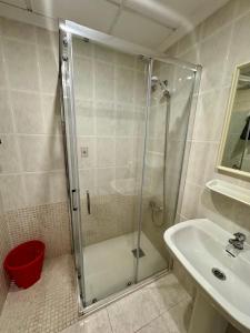 A bathroom at la casa de Nicolás Még 12 kép