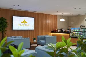 Platinum Hotel的休息区