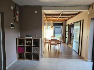 Afbeelding uit fotogalerij van Très belle villa avec piscine in Foulpointe