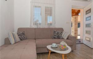 Gallery image of Lovely Home In Bristani Donji With Wifi in Brištane