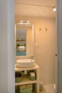 Ένα μπάνιο στο Casita en barrio de pescadores