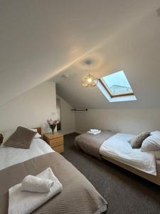 Postel nebo postele na pokoji v ubytování Canal Apartments, Canal View, Temple Meads station - 10 minutes