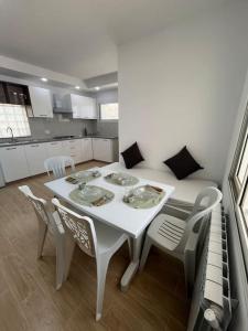 Dapur atau dapur kecil di Appartement neuf et lumineux à Nabeul