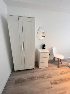 Fotografie z fotogalerie ubytování D10 I shared bathrooms&kitchen v destinaci Garching bei München