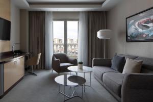 Posezení v ubytování Skopje Marriott Hotel