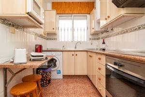 O bucătărie sau chicinetă la Casa Mari