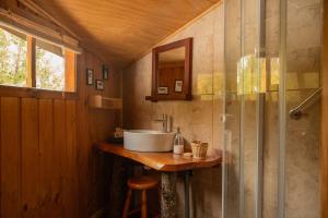 Koupelna v ubytování CasaVerde Hostal Ecologico