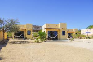 a house in the middle of the desert at Desert Wind in La Ventana